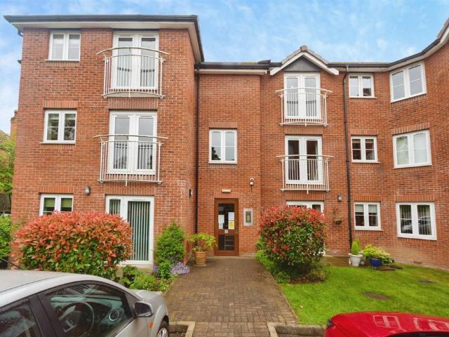 Flat for sale in Hall Green, West Midlands