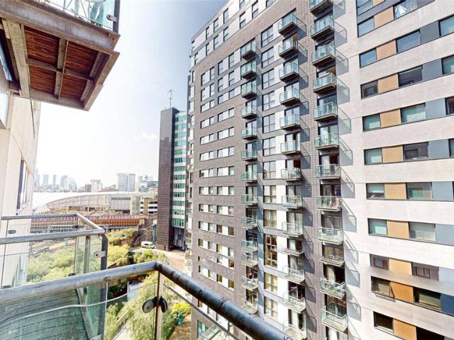 Flat for sale in Green Quarter, Manchester