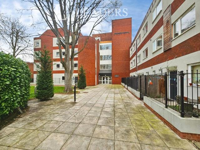 Flat for sale in Witham, Braintree