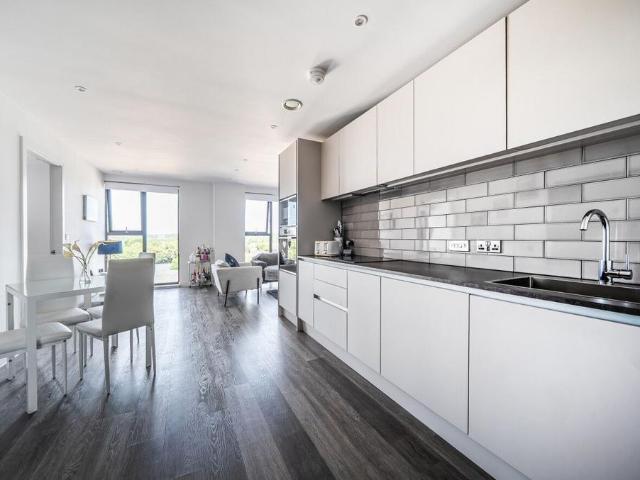 Flat for sale in Salford, Greater Manchester