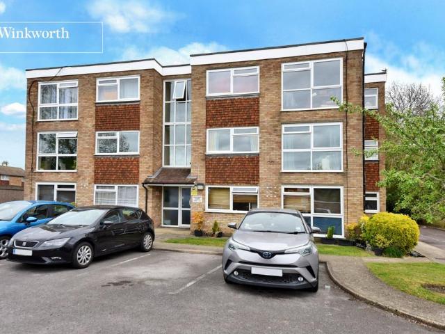 Flat for sale in Greater London