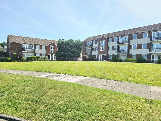 Flat for sale in Sutton Coldfield, West Midlands