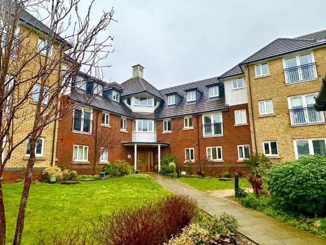 Flat for sale in Bridgefield, Kent