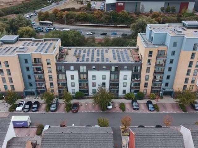 Flat for sale in Whitley, Reading