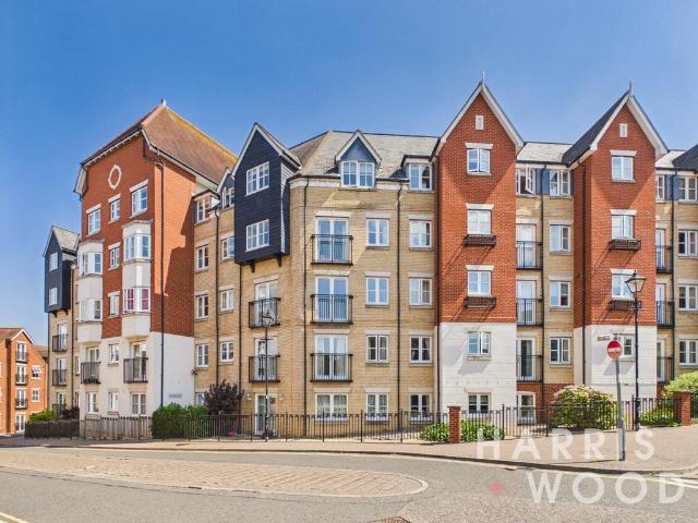 Flat for sale in Fordham Heath, Essex