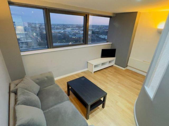 Flat for sale in Holbeck, West Yorkshire