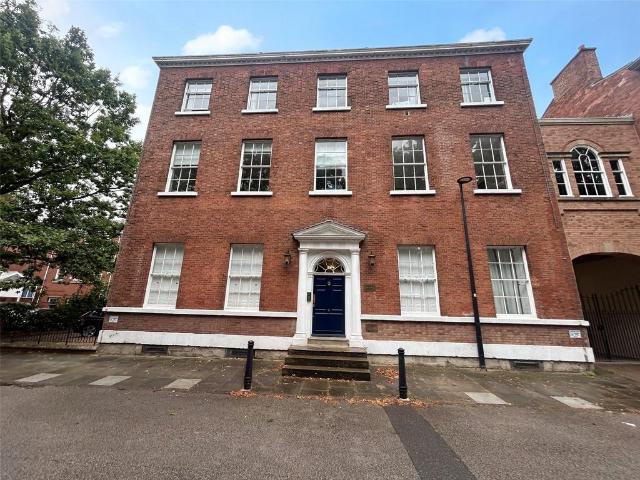 Flat for sale in Belle Isle, West Yorkshire