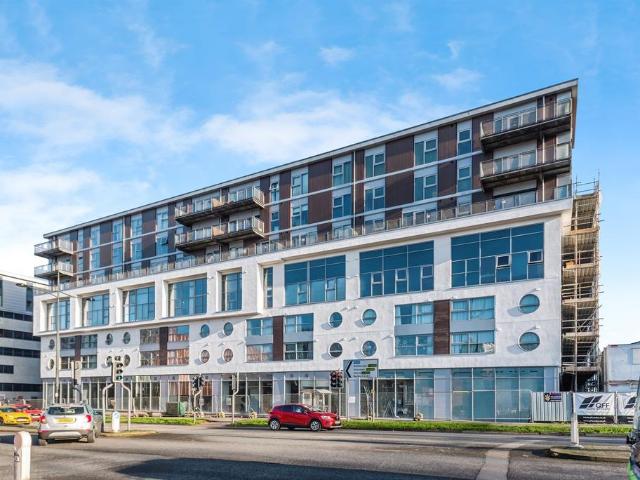 Flat for sale in Rodbourne, Swindon