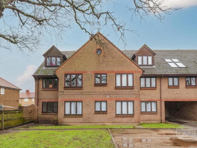 Flat for sale in Lower Green Esher, Blackhills