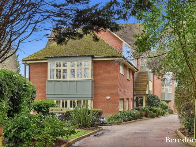 Flat for sale in Ingatestone and Fryerning, Navestock Side