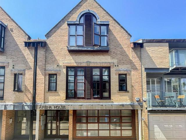 Flat for sale in Petersfield, Cambridge