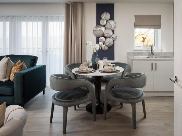 Flat for sale in Headingley Hill, Leeds