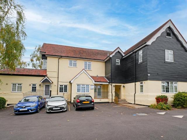 Flat for sale in Hockerill, Colliers End