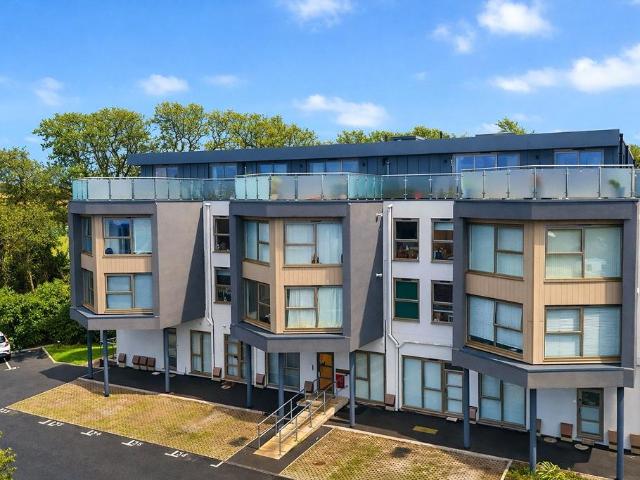 Flat for sale in Christchurch