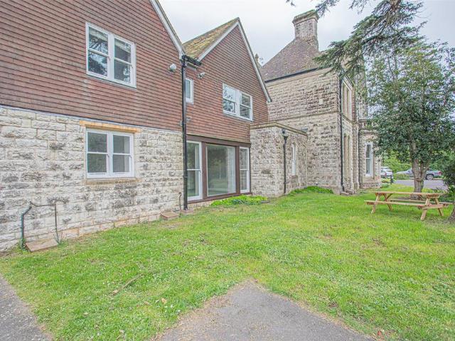 Flat for sale in Somerset