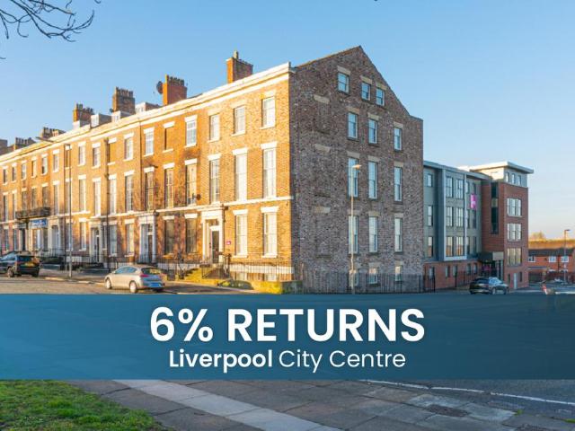 Flat for sale in Islington, Calderstones