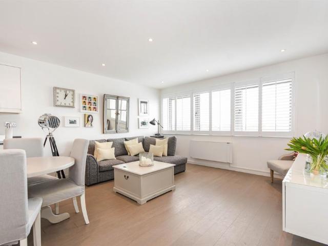 Flat for sale in Brook Street, Navestock Side