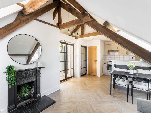 Flat for sale in Jesmond, Tyne And Wear