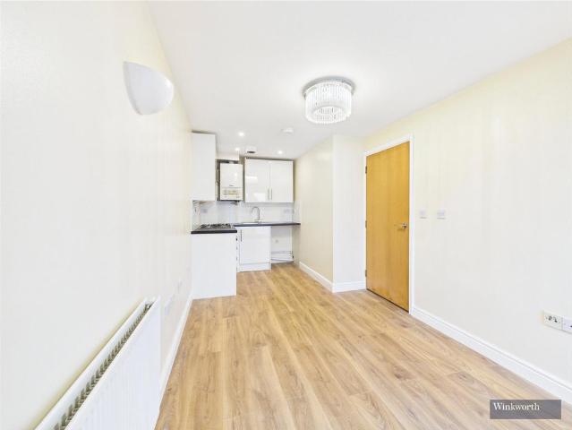Flat for sale in Wealdstone, Isle Of Man