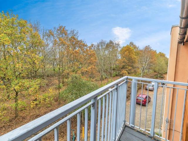 Flat for sale in Monkston Park, Milton Keynes