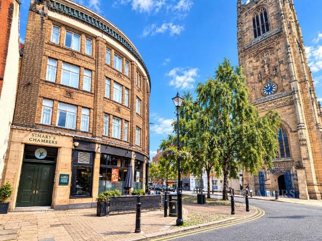 Flat for sale in Cathedral Quarter, Derby