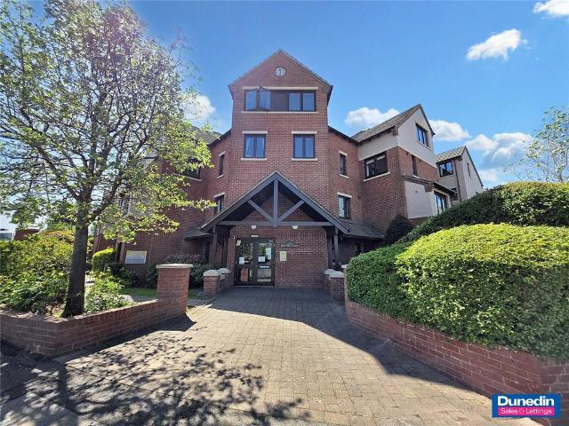 Flat for sale in Rednal, West Midlands