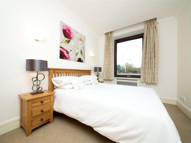 Flat for sale in Greater London