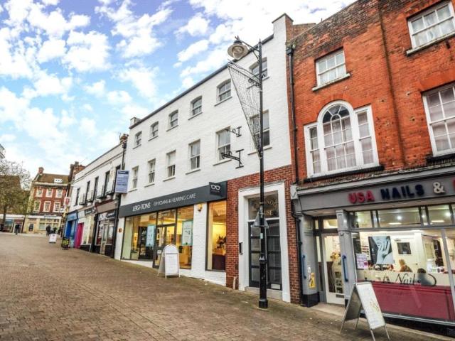 Flat for sale in Priest Down, Hampshire