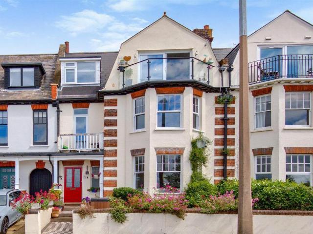 Flat for sale in Alton Barnes, Isle Of Man