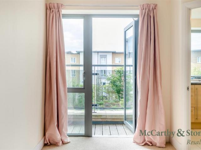 Flat for sale in Montpellier, Cheltenham