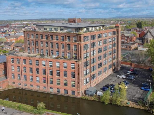 Flat for sale in Bedford, Wigan