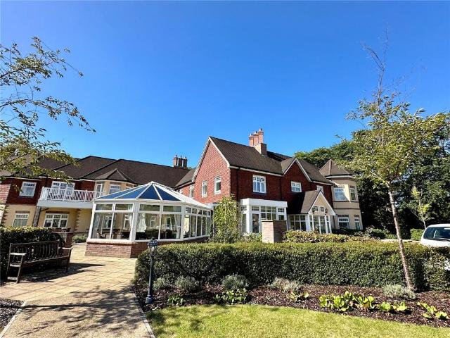 Flat for sale in Avon Castle, St Ives