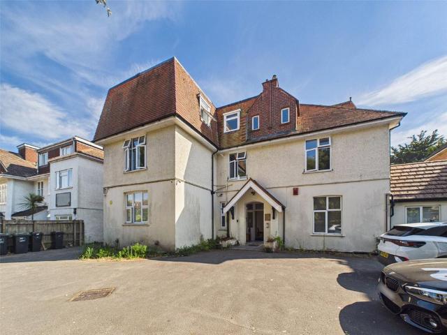 Flat for sale in Wick, Bournemouth