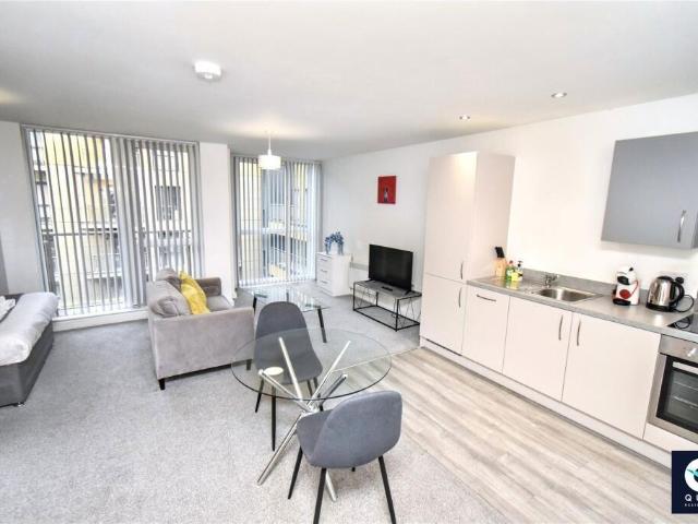Flat for sale in Blackfriars, Salford