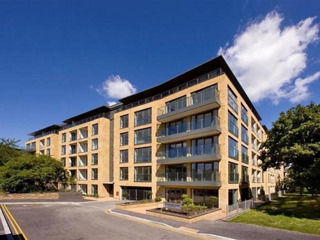 Flat for sale in Barnsbury, Greater London