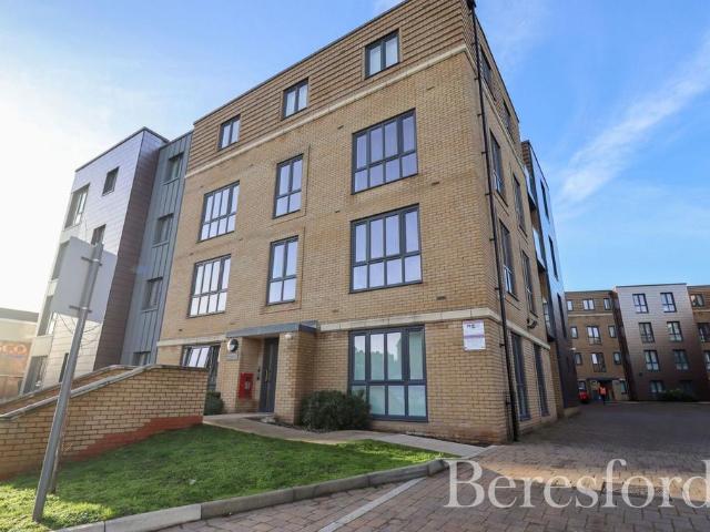 Flat for sale in Moulsham, Chelmsford