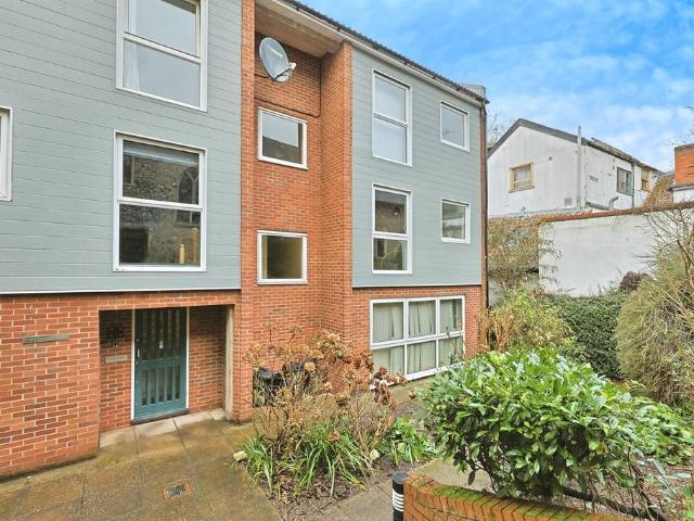 Flat for sale in Heigham Grove, Norwich