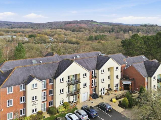 Flat for sale in Falcon Lodge, Wales