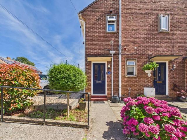 Flat for sale in Feckenham, City Of Bristol