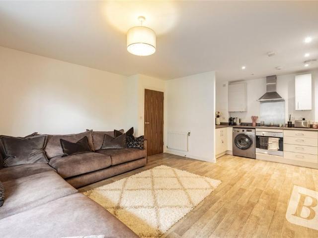 Flat for sale in Moulsham, Chelmsford