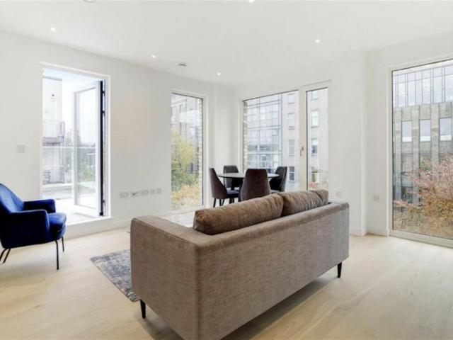 Flat for sale in Barnsbury, Greater London
