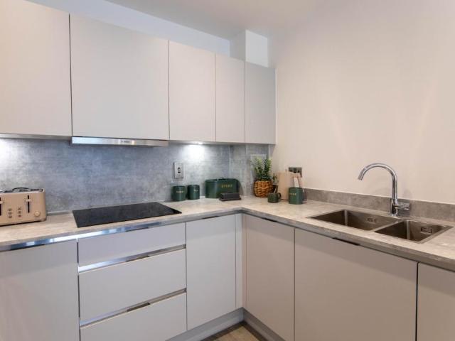 Flat for sale in Bower Ashton, Bristol