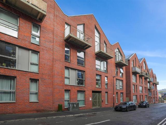 Flat for sale in Neepsend, South Yorkshire