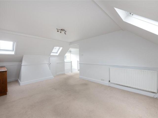 Flat for sale in Belsize Park, Primrose Hill