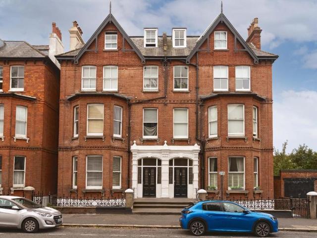 Flat for sale in Aldrington
