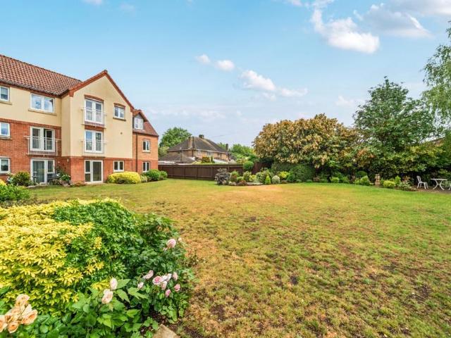 Flat for sale in Gosberton Clough, Lincolnshire