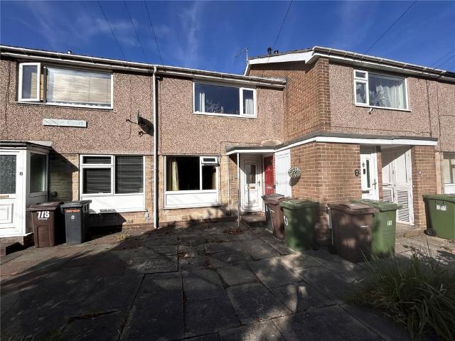 Flat for sale in Wrenthorpe, West Yorkshire