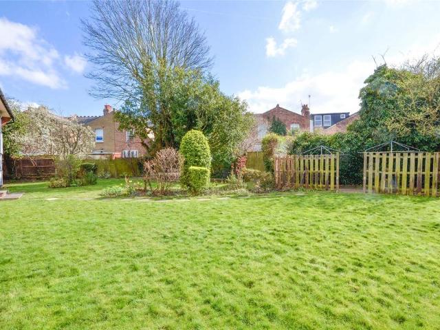 Flat for sale in London Borough of Barnet, Greater London