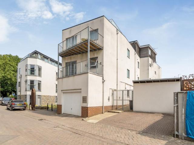Flat for sale in St Philip's, Feckenham