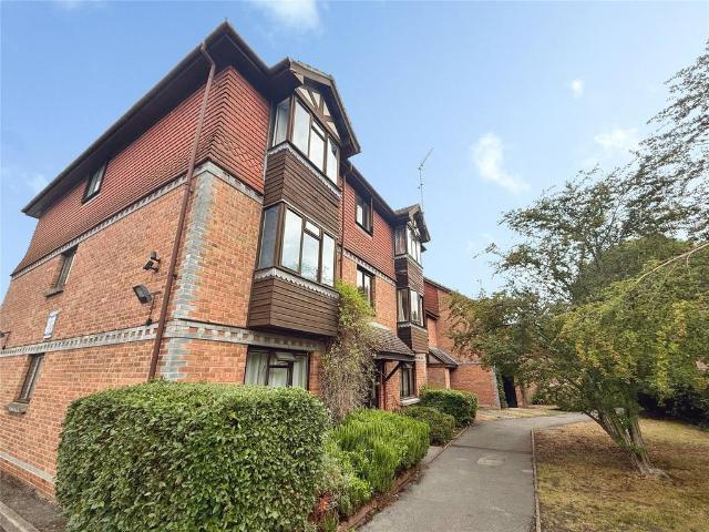 Flat for sale in Newtown, Reading